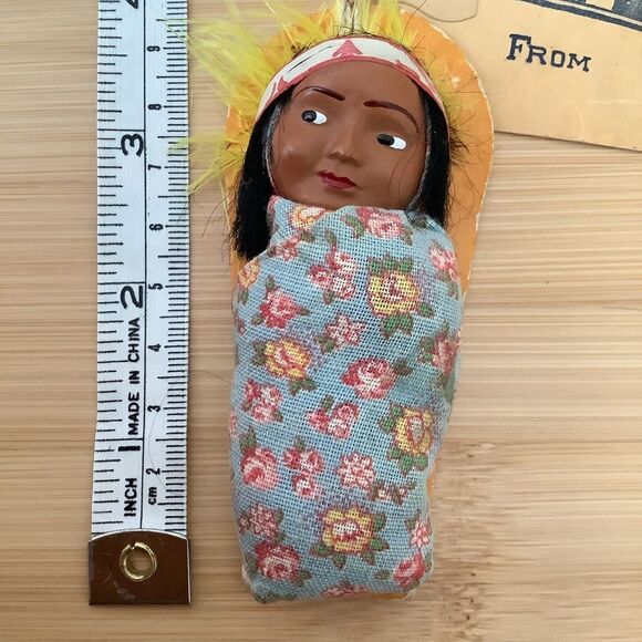 Vintage Skookum Papoose Souvenir Mailer Circa 40s - Picture 4 of 4